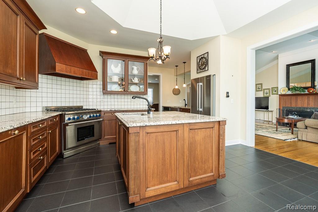 51770 North Avenue Property Photo 14