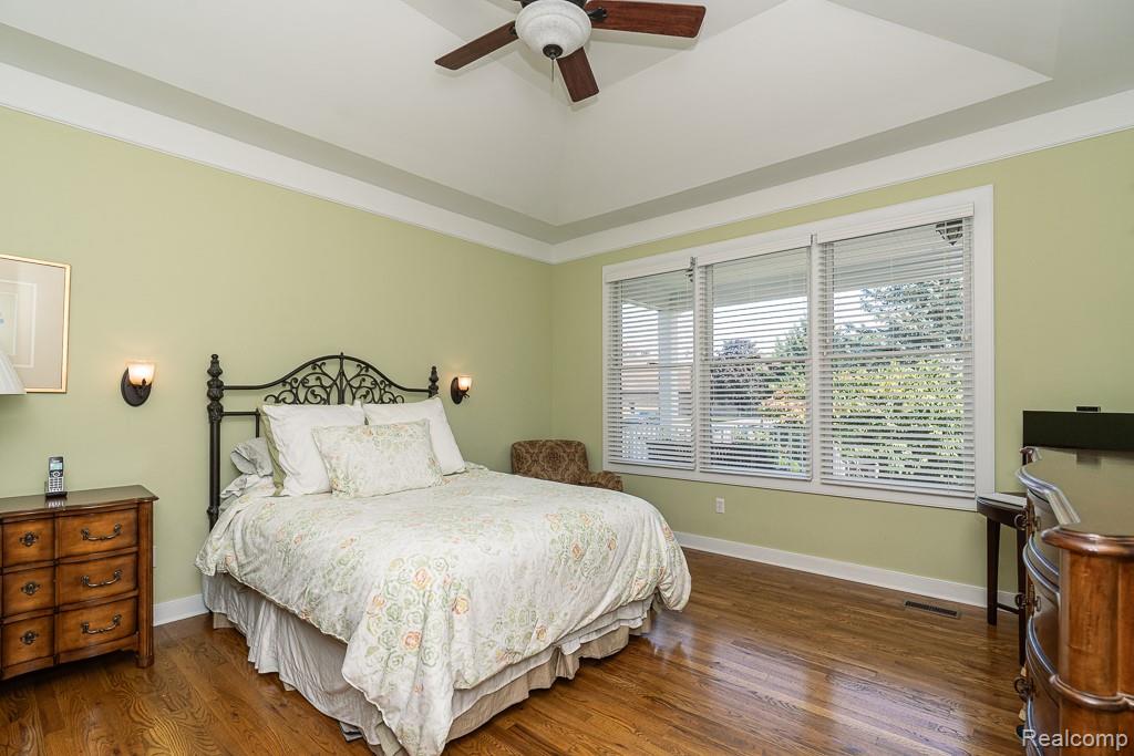51770 North Avenue Property Photo 16