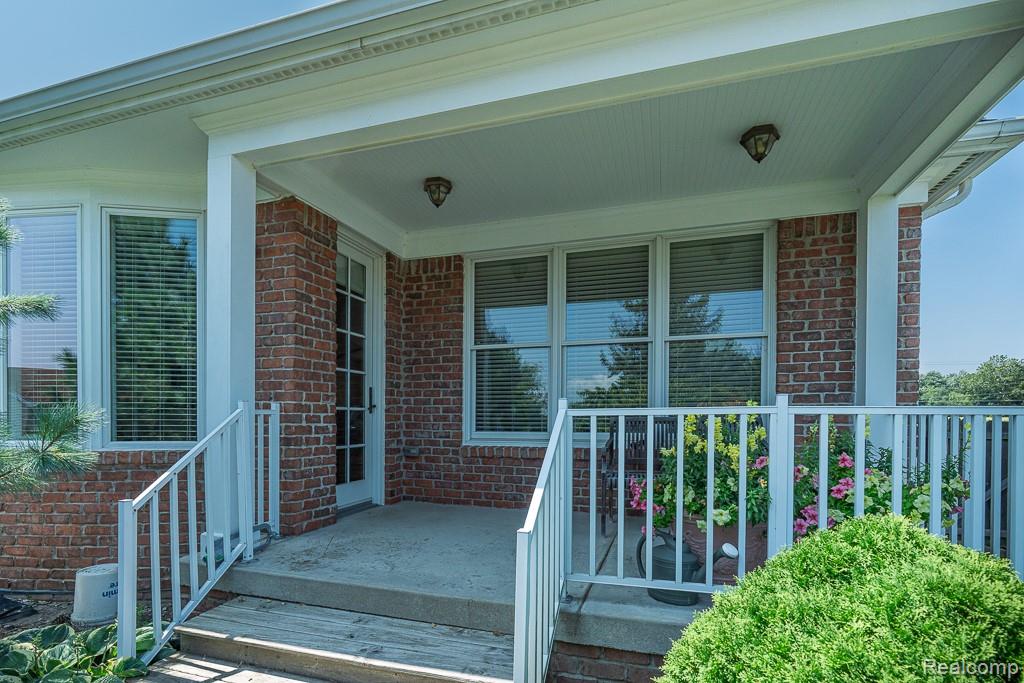 51770 North Avenue Property Photo 32