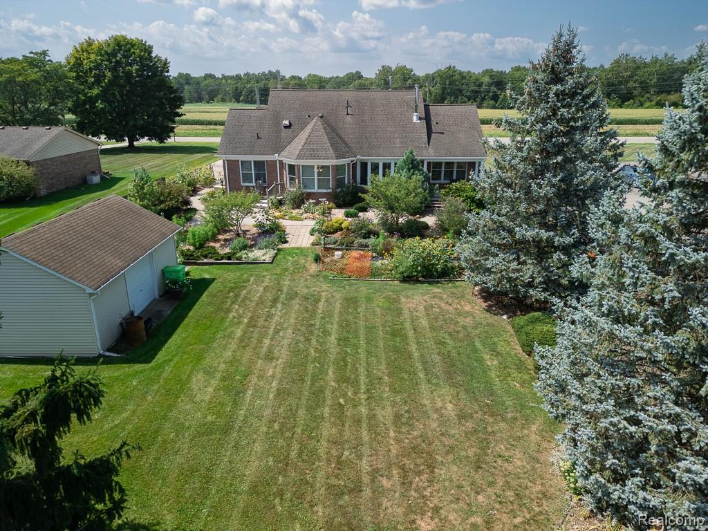 51770 North Avenue Property Photo 39
