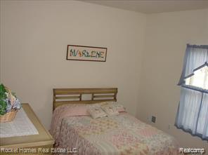 11840 Farmington Road Property Photo 14
