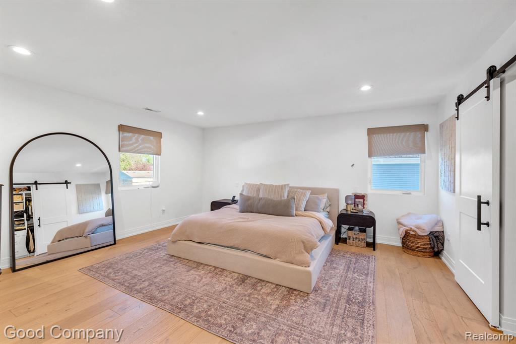 3813 Linwood Avenue Property Photo 23