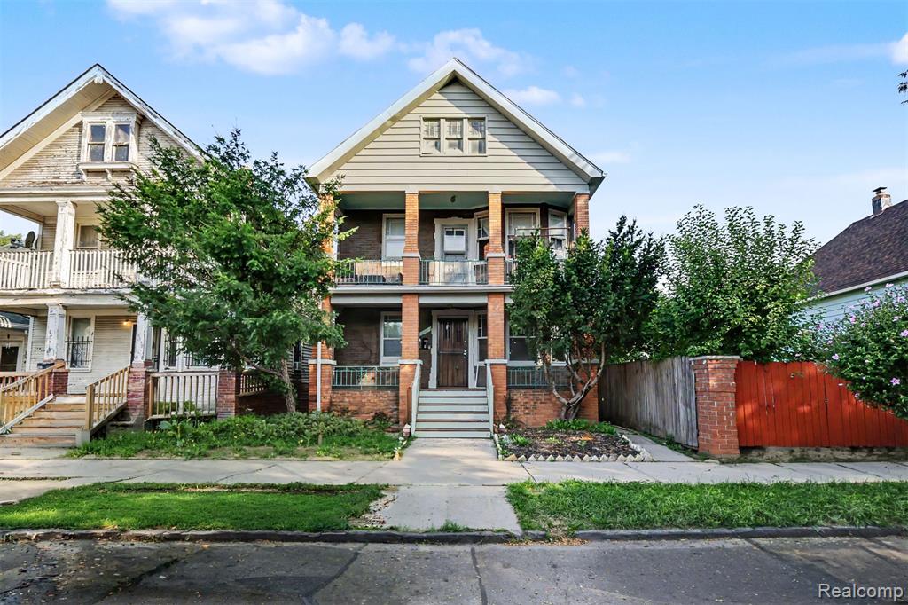 6850 Bulwer Street Property Photo 1