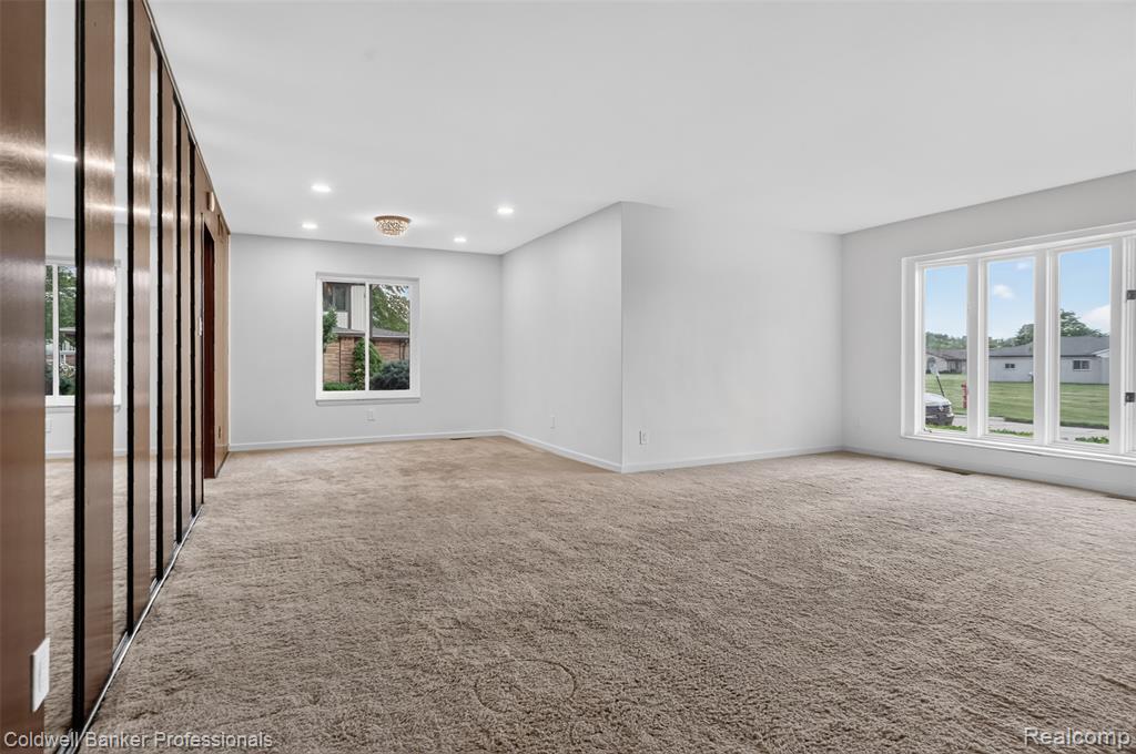 32754 Barclay Square Property Photo 6