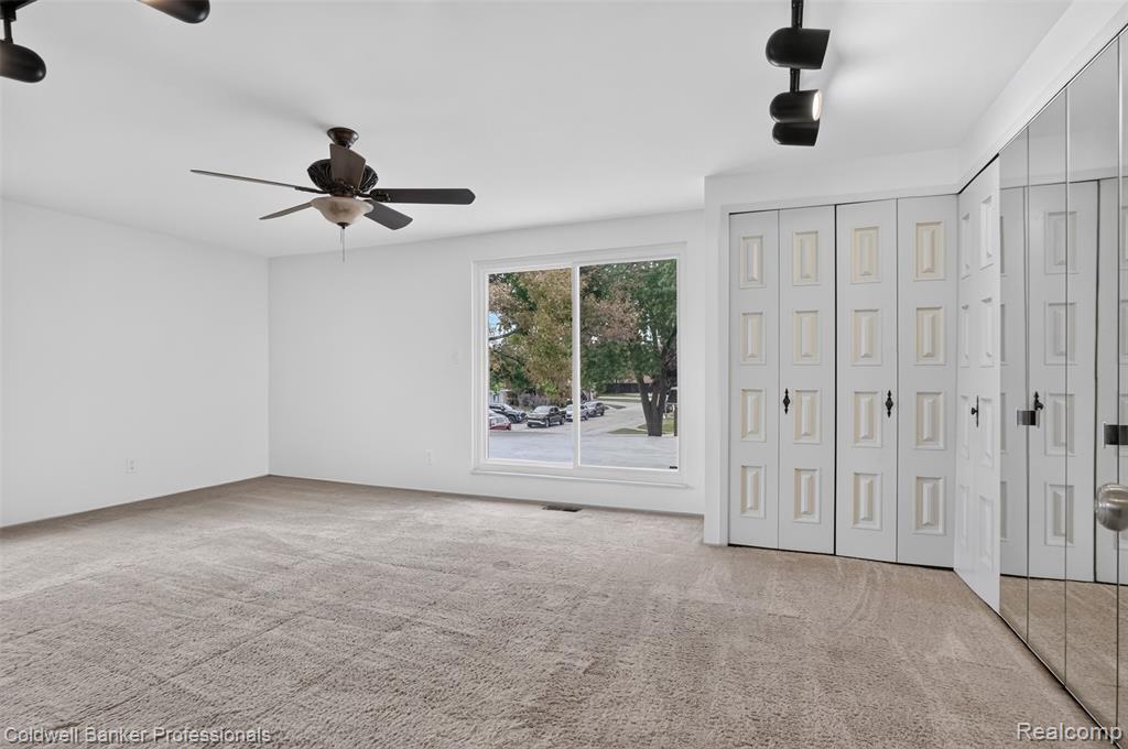 32754 Barclay Square Property Photo 18