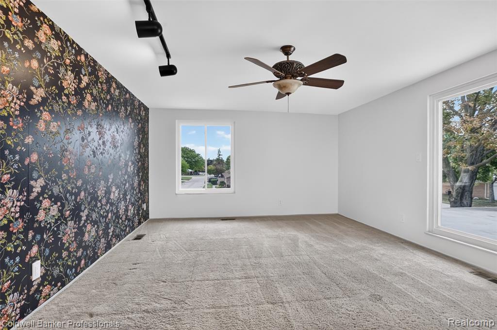 32754 Barclay Square Property Photo 19