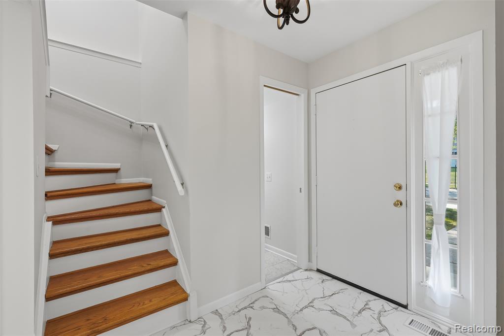 20842 E Glen Haven Circle Property Photo 5