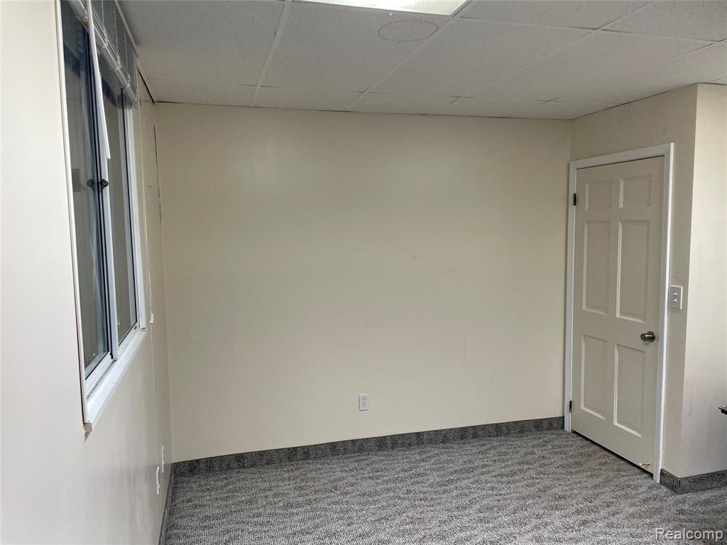 25140 Lahser Road Property Photo 13
