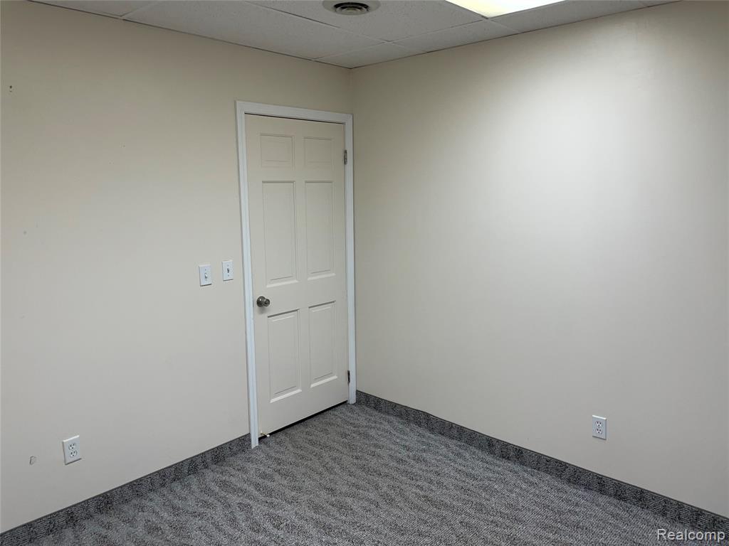 25140 Lahser Road Property Photo 17