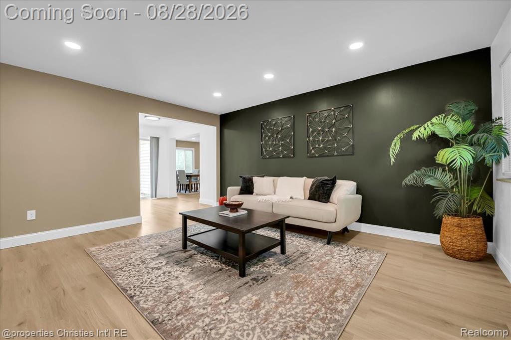 41981 Quince Drive Property Photo 4