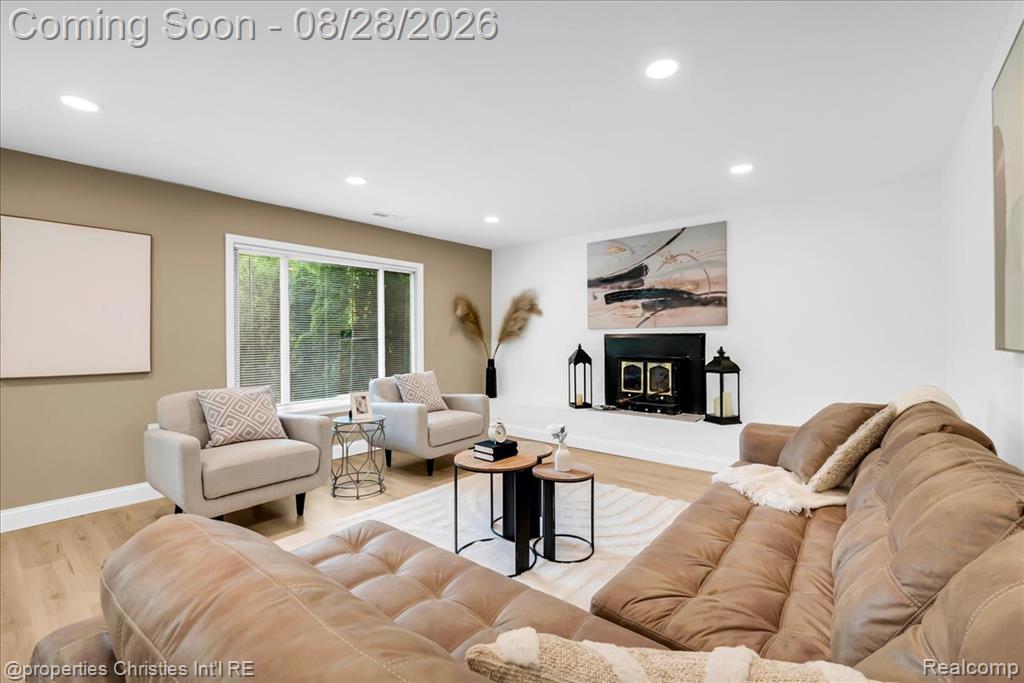 41981 Quince Drive Property Photo 6