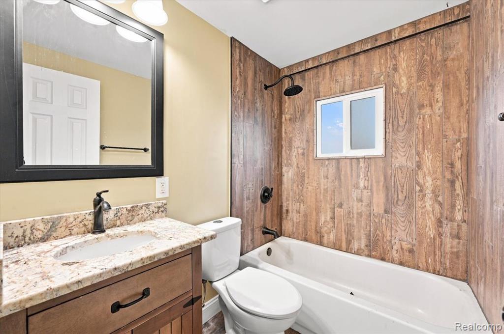 2428 Circle Drive Property Photo 16