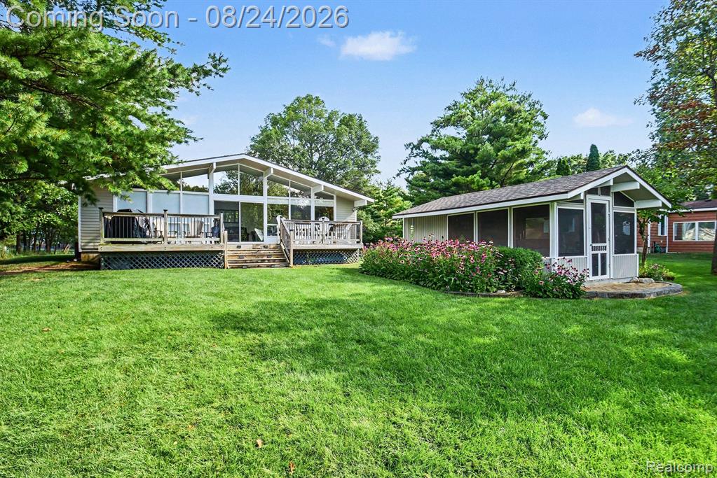 9647 Shore Drive Property Photo 2