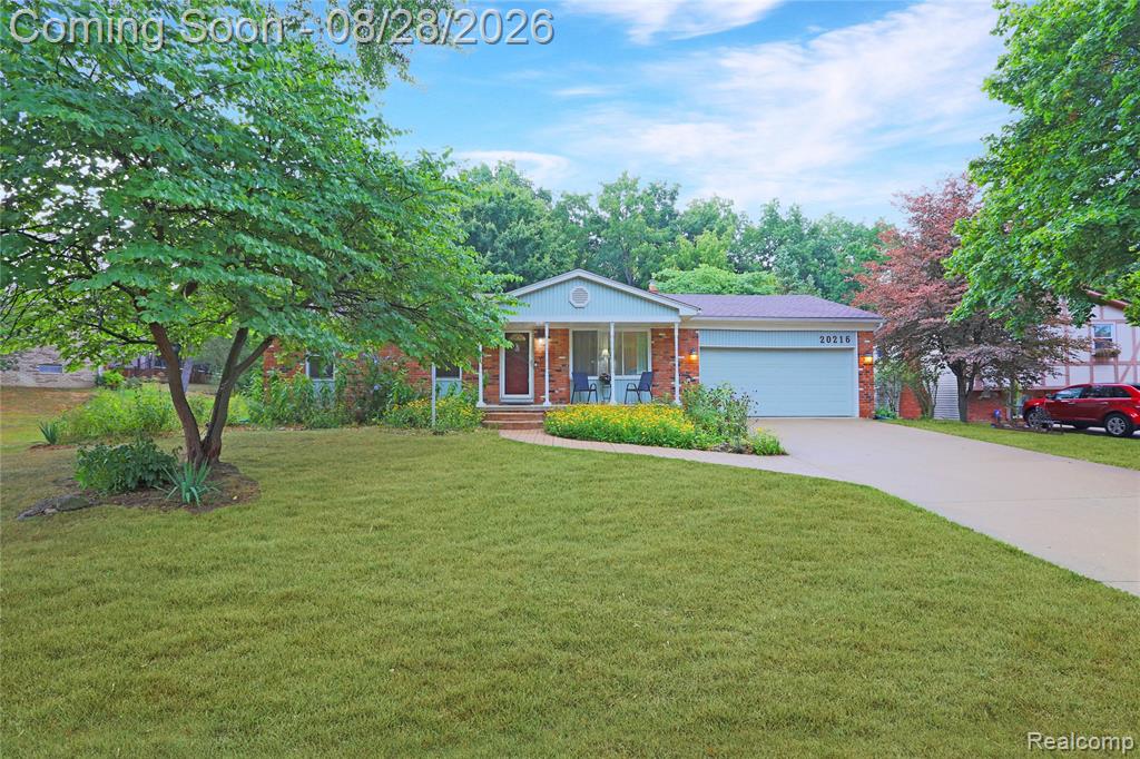 20216 Rippling Lane Property Photo 3