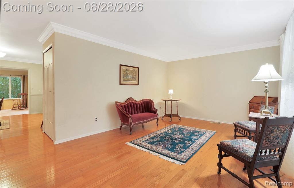 20216 Rippling Lane Property Photo 4