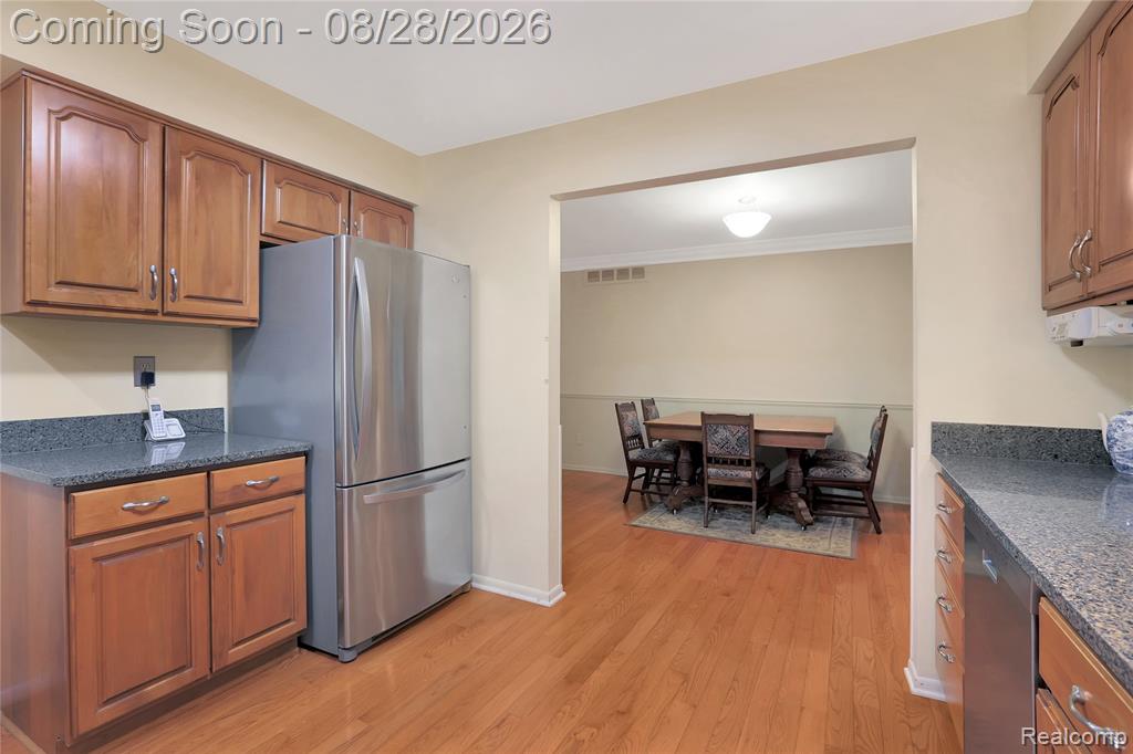 20216 Rippling Lane Property Photo 10