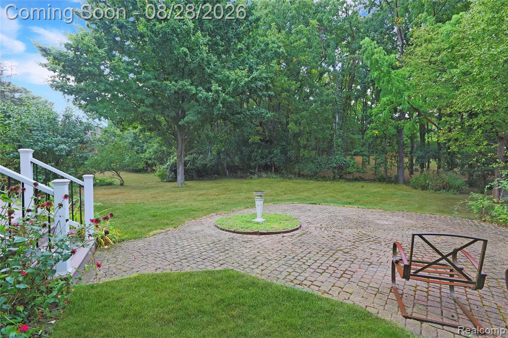 20216 Rippling Lane Property Photo 22