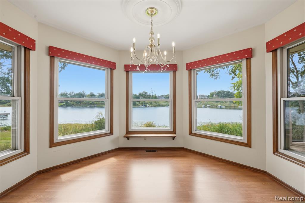 152 Overlake Property Photo 20