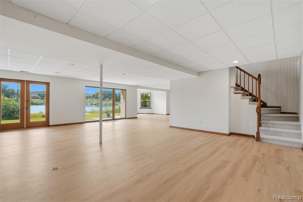 152 Overlake Property Photo 38