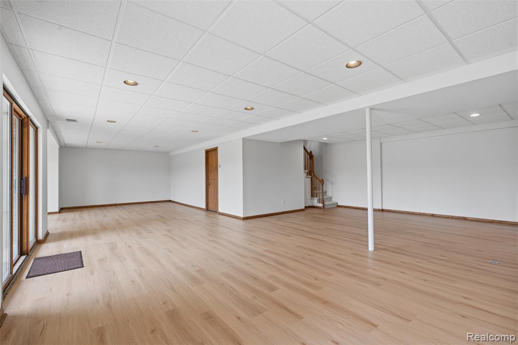 152 Overlake Property Photo 39