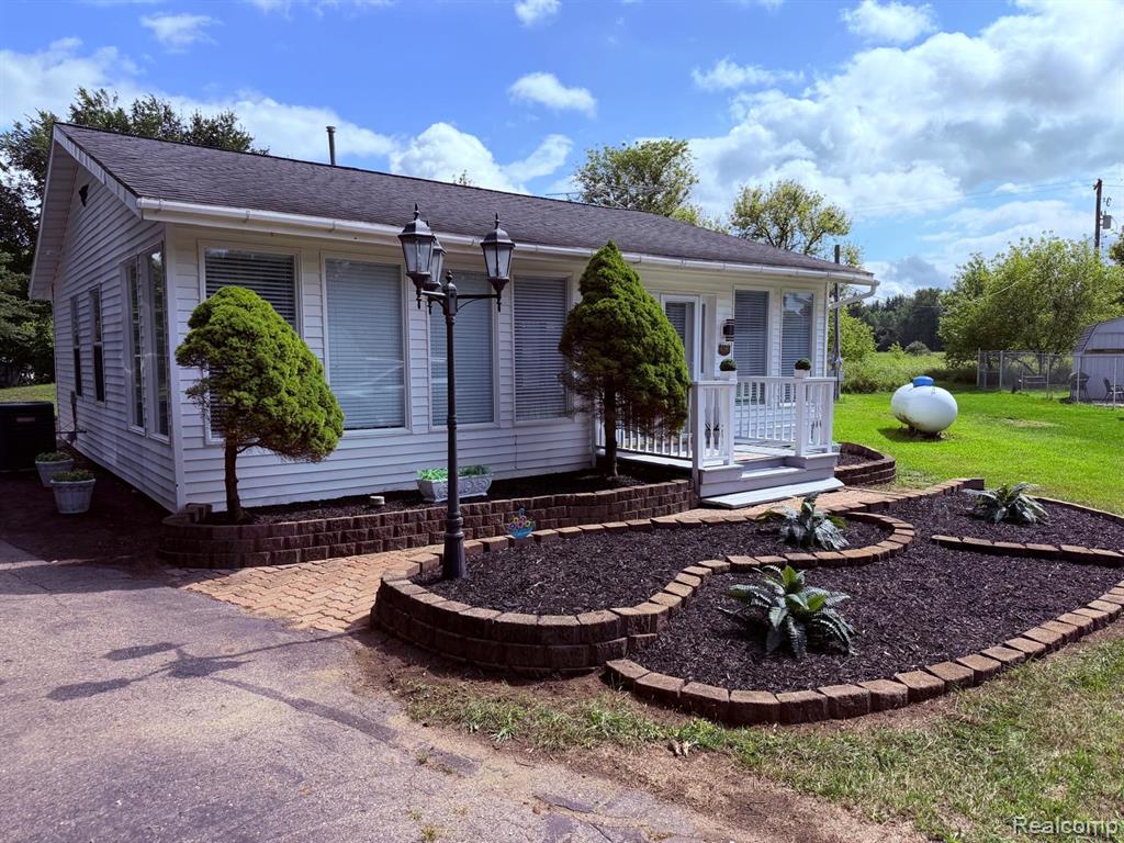6180 E 5 Point Highway Property Photo 2