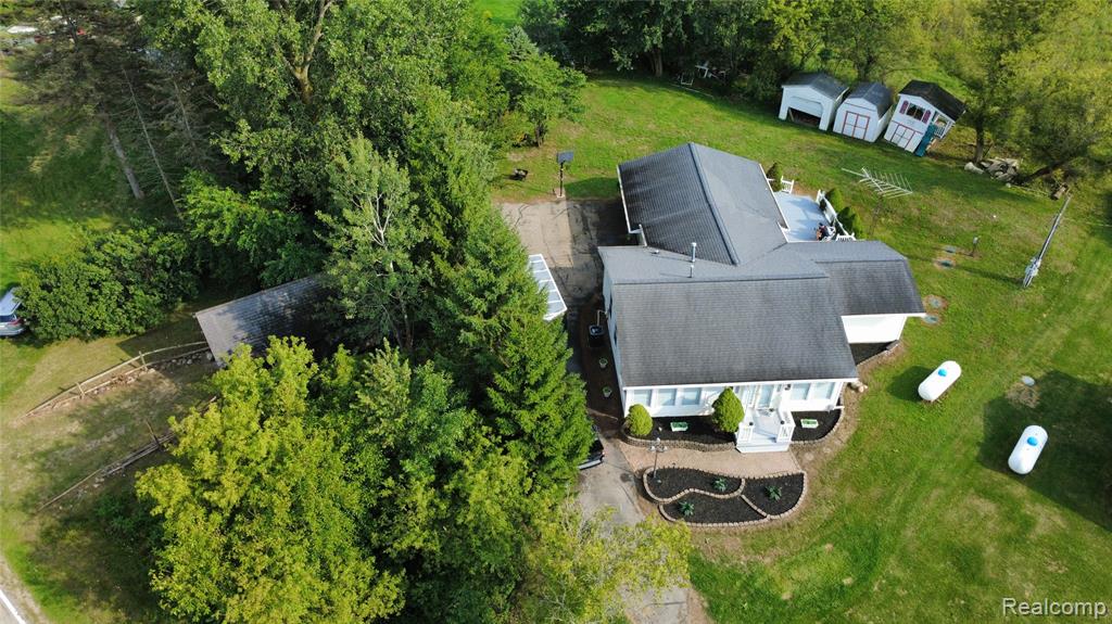 6180 E 5 Point Highway Property Photo 3
