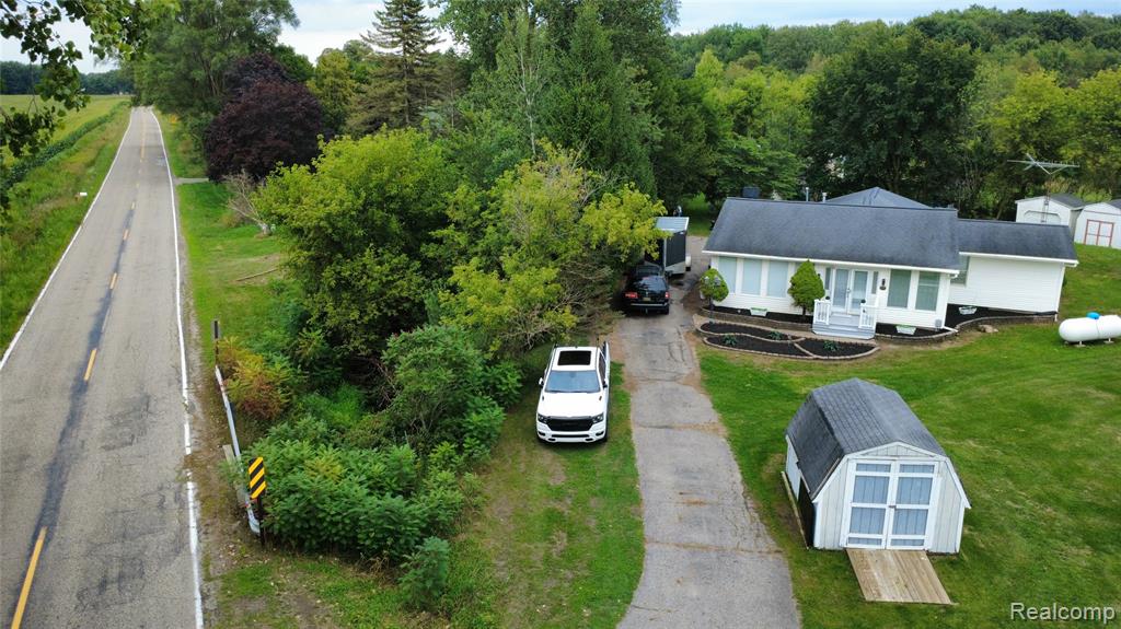 6180 E 5 Point Highway Property Photo 4