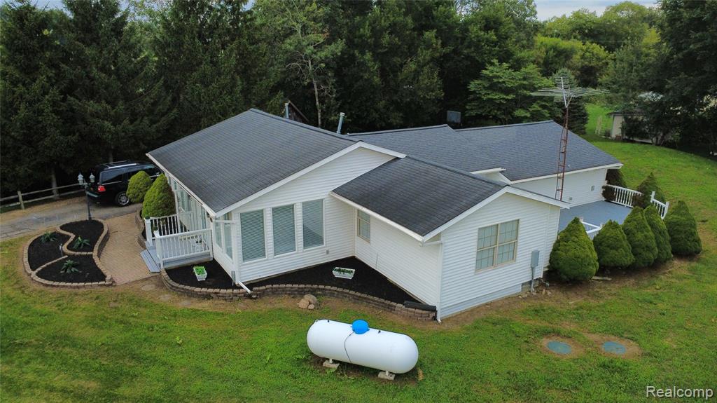 6180 E 5 Point Highway Property Photo 5