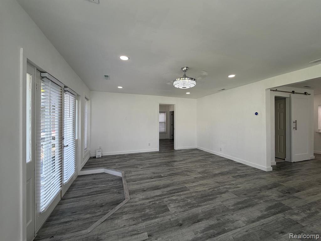 6180 E 5 Point Highway Property Photo 34