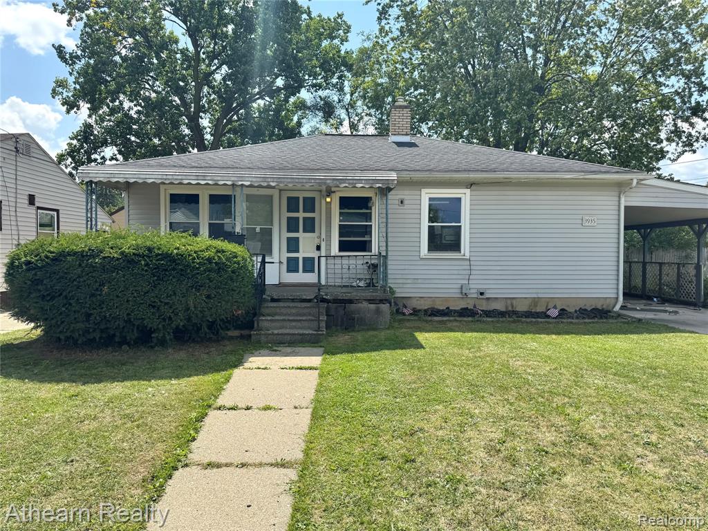 3935 Larchmont Street Property Photo 1