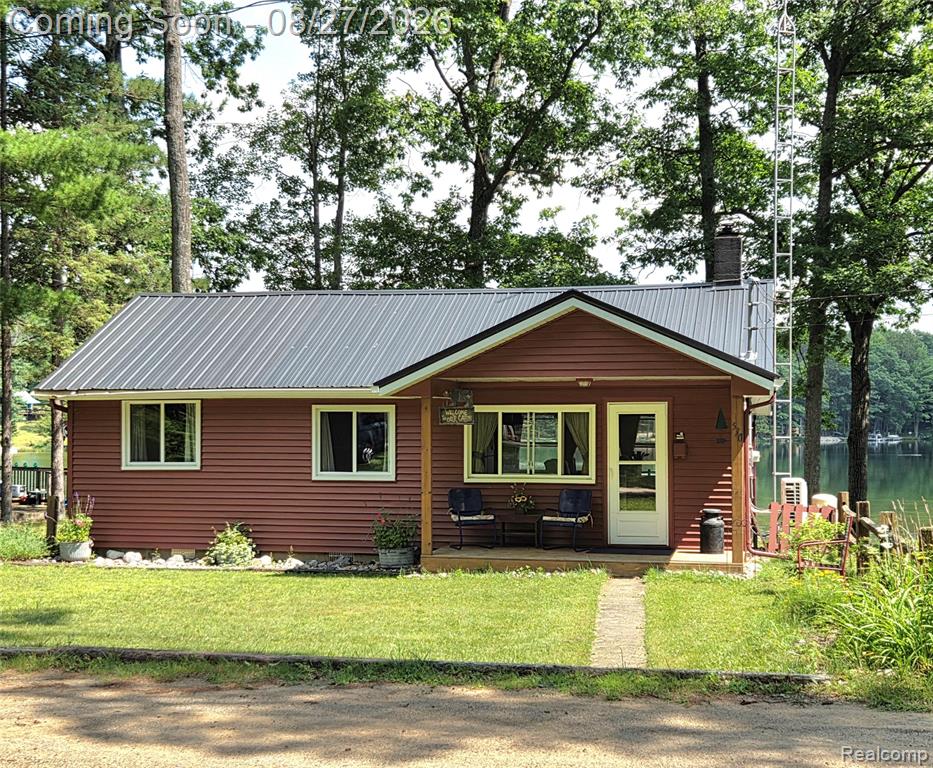 530/533 Ogemaw Road Property Photo 1