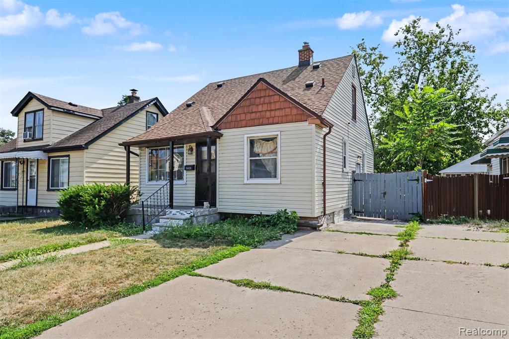 1423 Cicotte Avenue