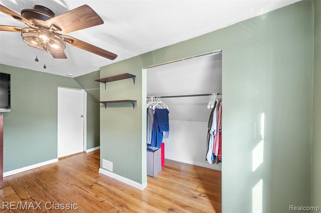 505 E Columbia Property Photo 28