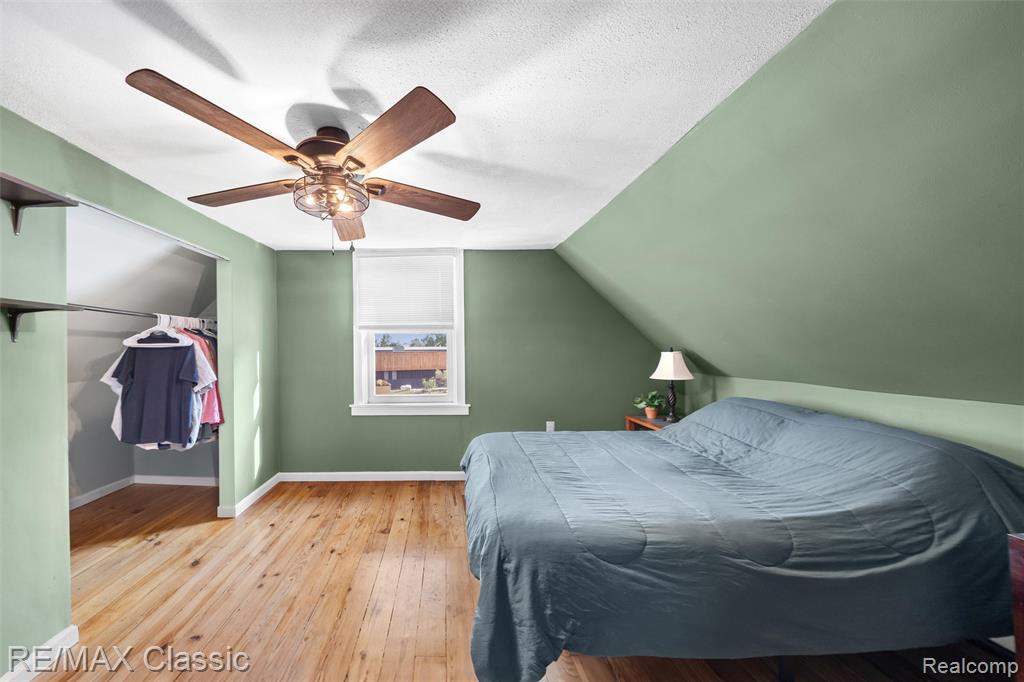 505 E Columbia Property Photo 31