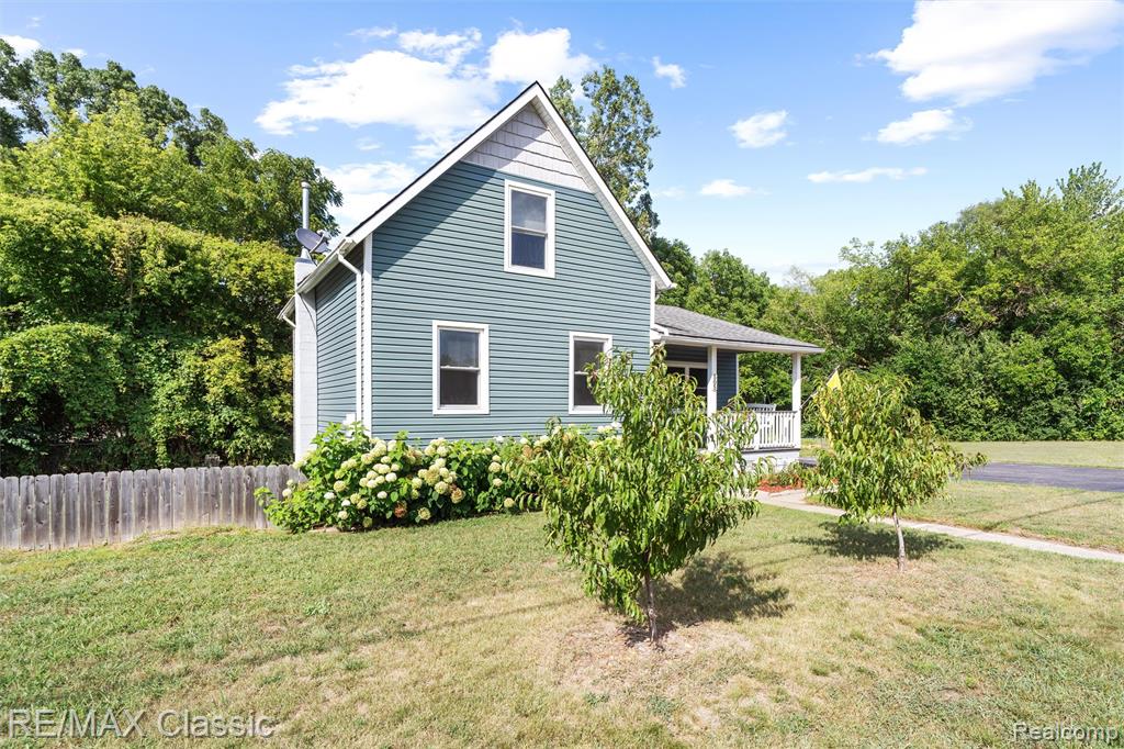 505 E Columbia Property Photo 48