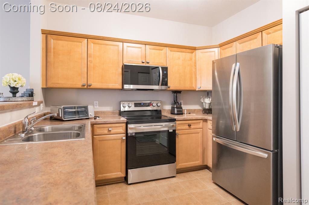 17372 Windflower Drive Property Photo 14