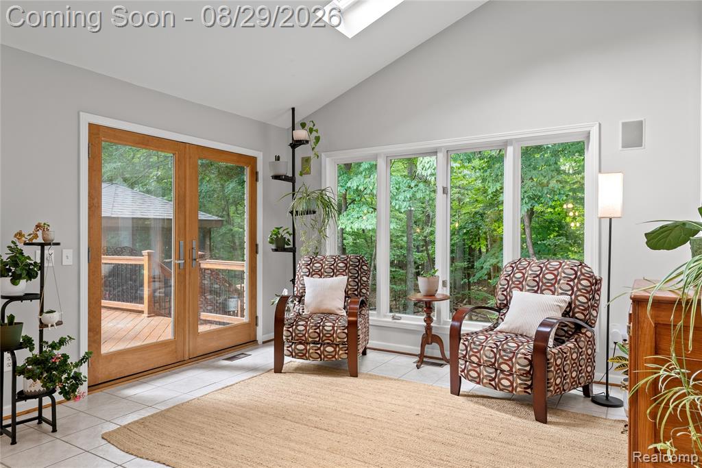 1733 Apple Ridge Court Property Photo 12