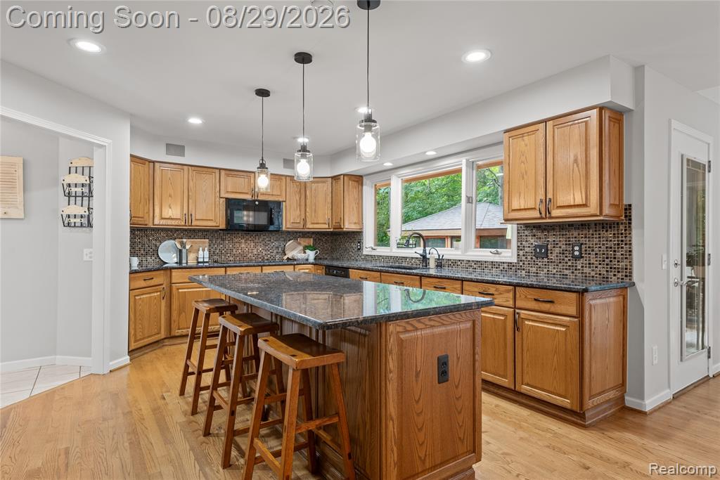 1733 Apple Ridge Court Property Photo 15