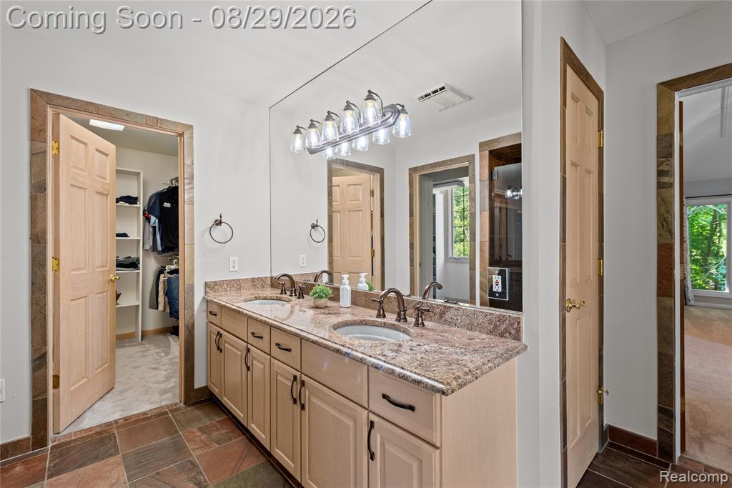 1733 Apple Ridge Court Property Photo 29