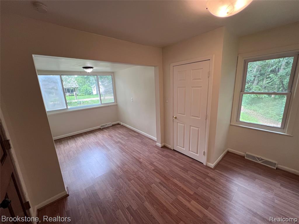 3256 Lakeview Boulevard Property Photo 10