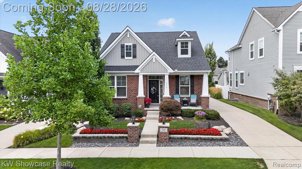719 Hickory Street Property Photo 1