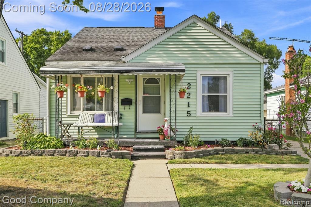 2215 Manatee Street