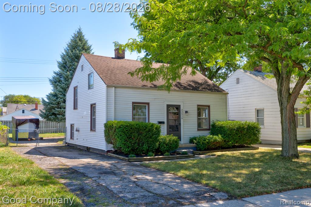 22516 Gascony Avenue Property Photo 1