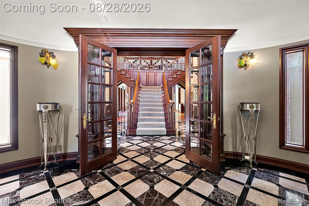 5322 Abbey Road Property Photo 4