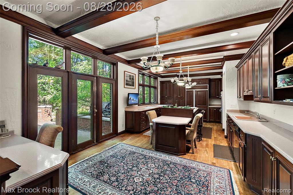 5322 Abbey Road Property Photo 9