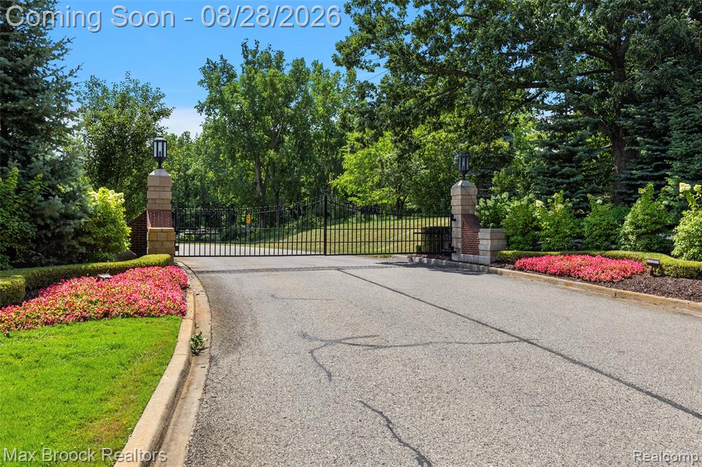 5322 Abbey Road Property Photo 27