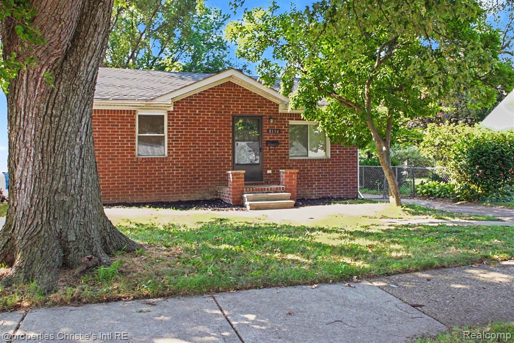 8154 Prospect Avenue Property Photo 1