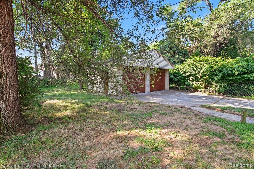 8154 Prospect Avenue Property Photo 14