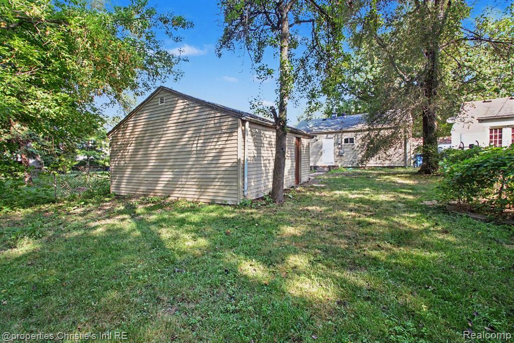 8154 Prospect Avenue Property Photo 15