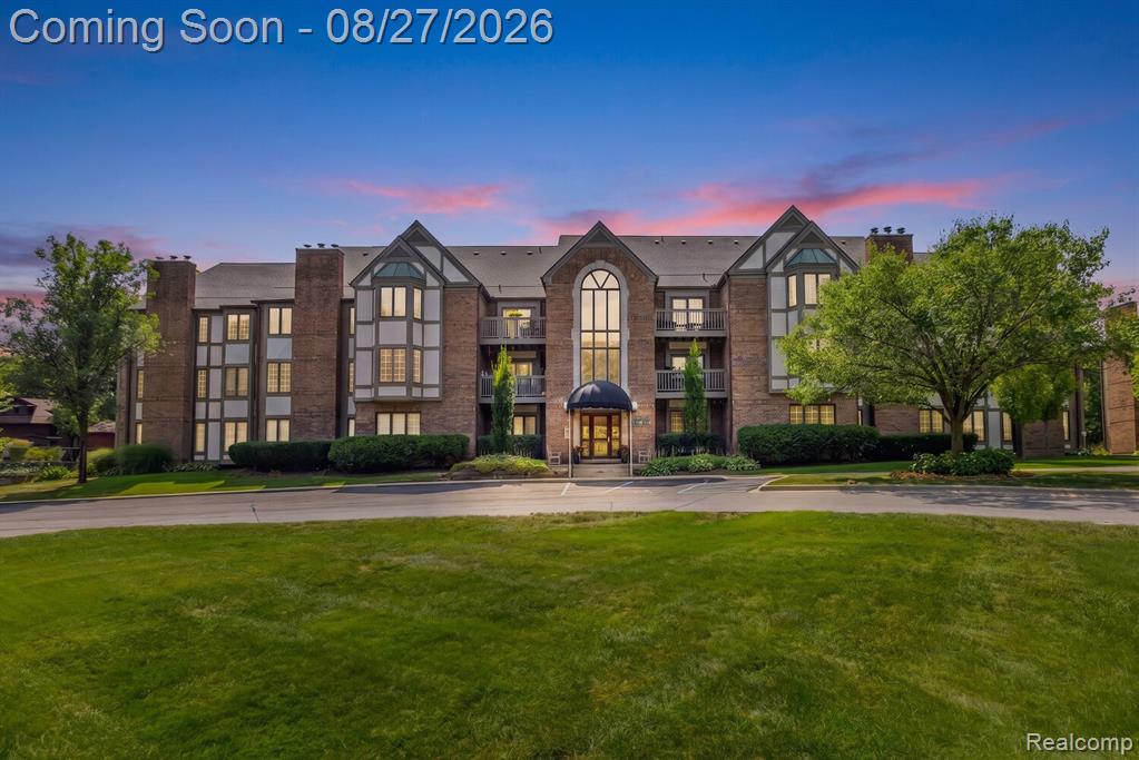822 Deer Court Property Photo 1
